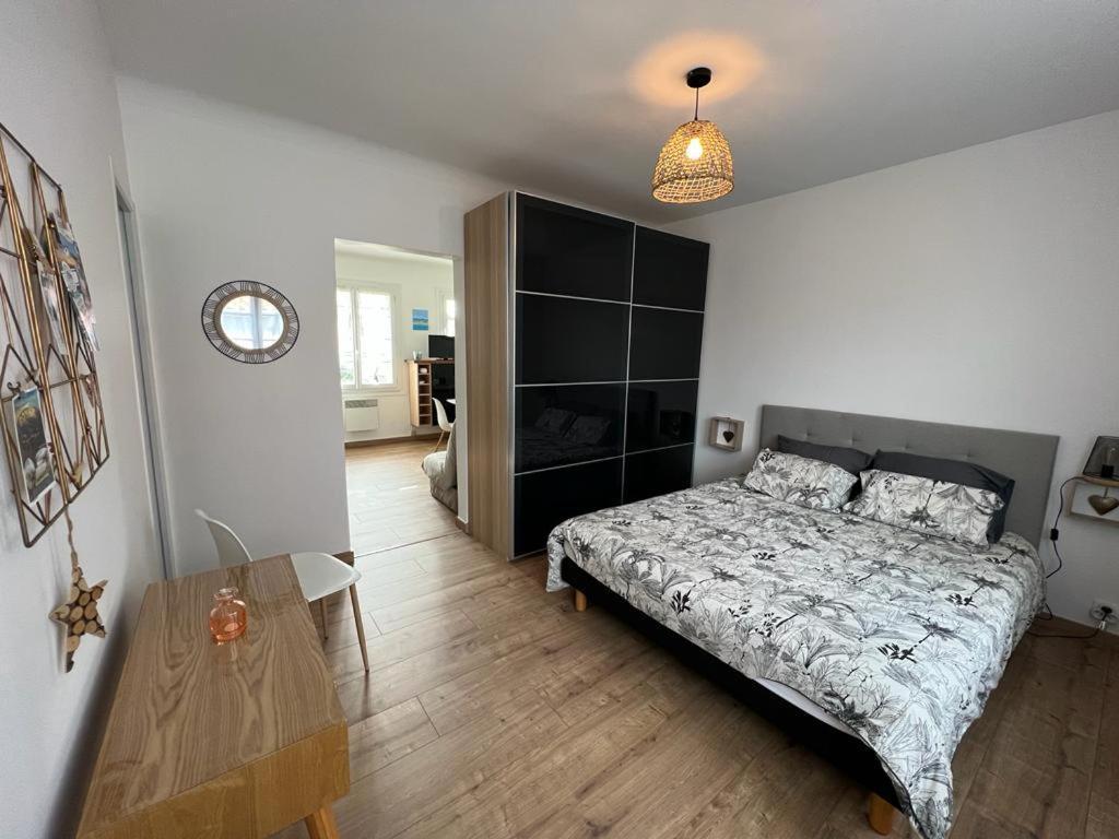 Appartement Proche Plage Et Commerces Royan Buitenkant foto
